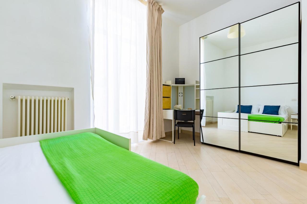 Appartamento With Balcony In Palazzo Diaz By Wonderful Italy