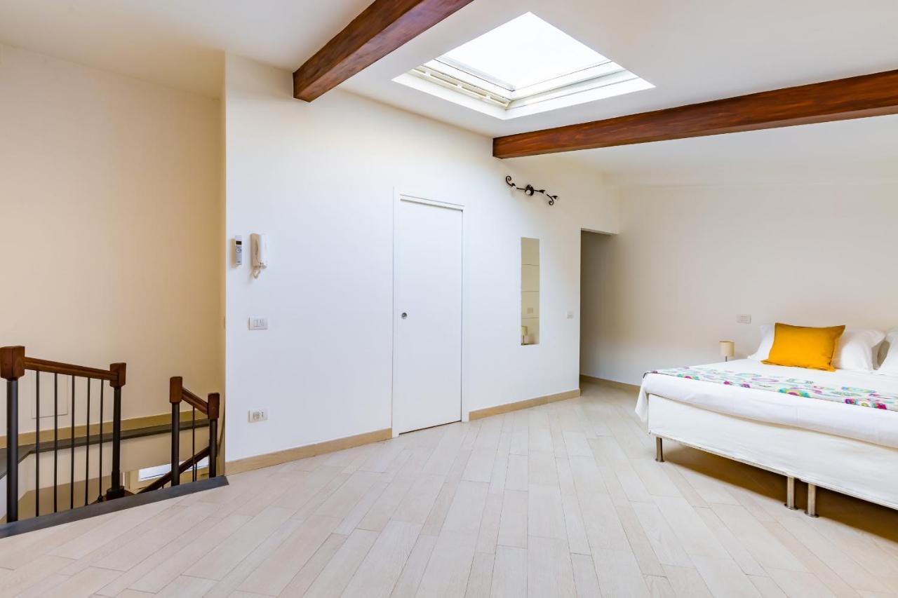 Appartamento With Balcony In Palazzo Diaz By Wonderful Italy *